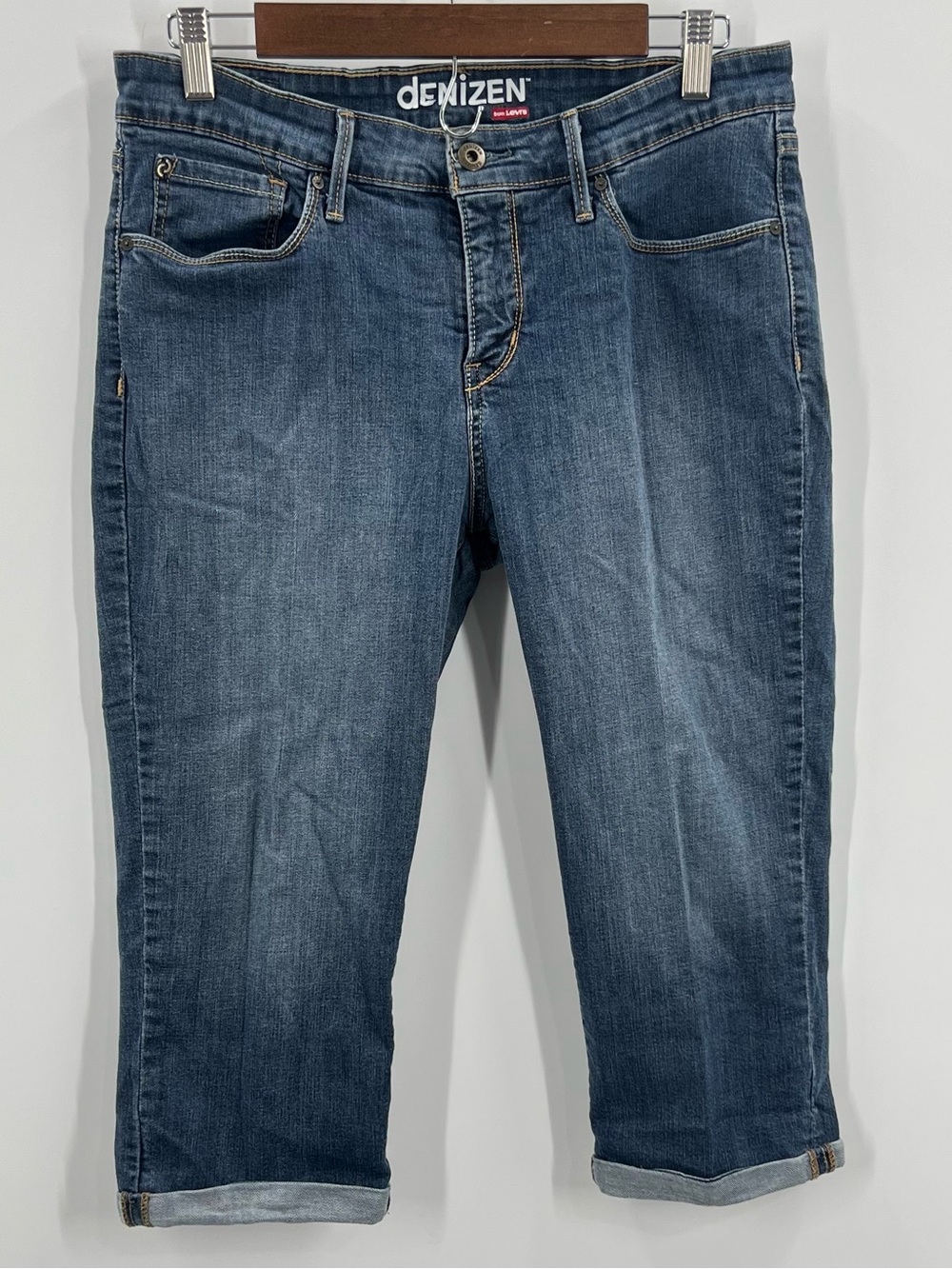 107 Denizen from Levi's Women’s Blue Denim Capri Jeans